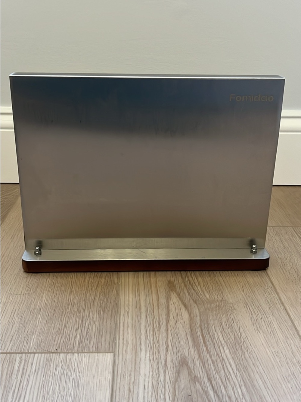 Fomidao Double Sided Magnetic Knife Holder Stand